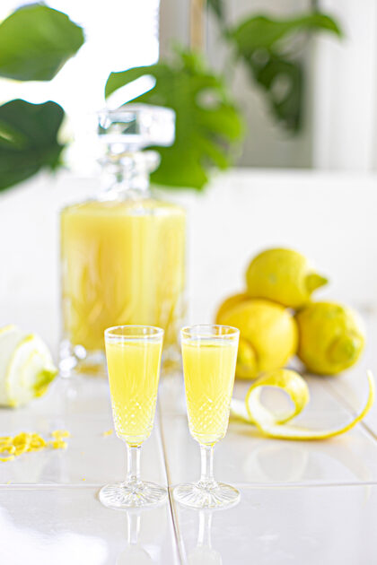 Limoncello Recept met biologische citroen