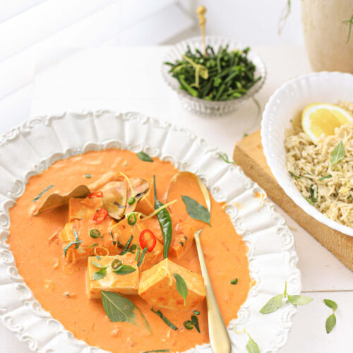Heerlijke Thaise panang curry met basilicum, citroen en Tilda rijst