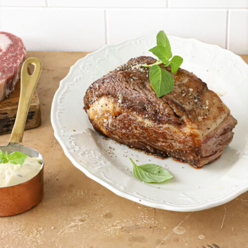 ribeye steak van de BBQ perfect bereidt